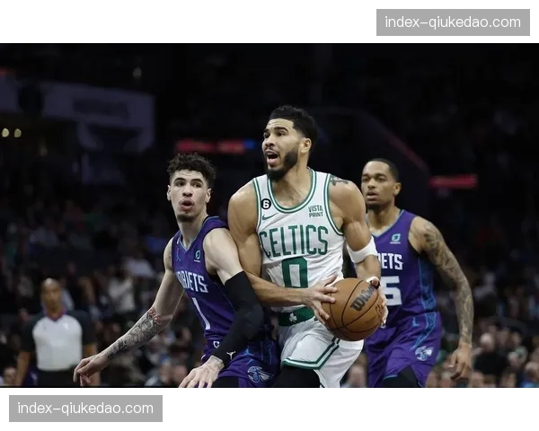 凯尔特人加时险胜雄鹿，塔图姆44分创赛季新高