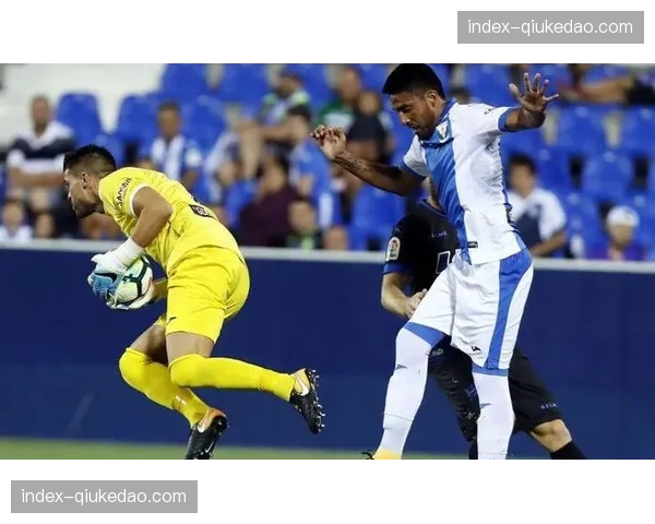 保级关键战：阿拉维斯对阵加的斯，双方均为西甲传中成功率最低球队