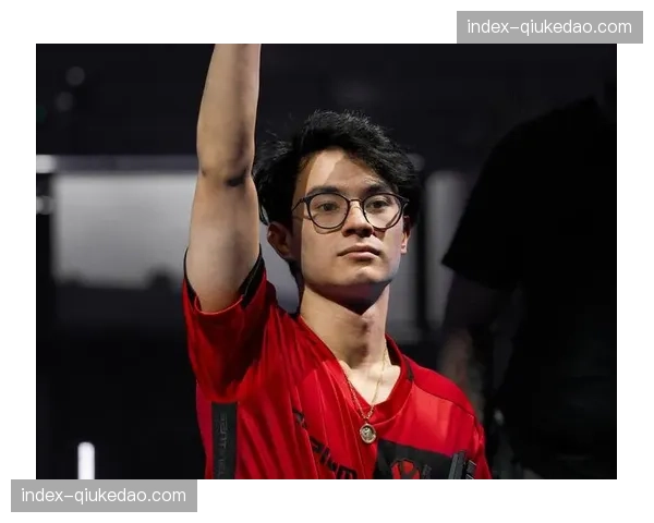 西班牙球员布斯塔宣布，将于本赛季末在马德里大师赛后退役